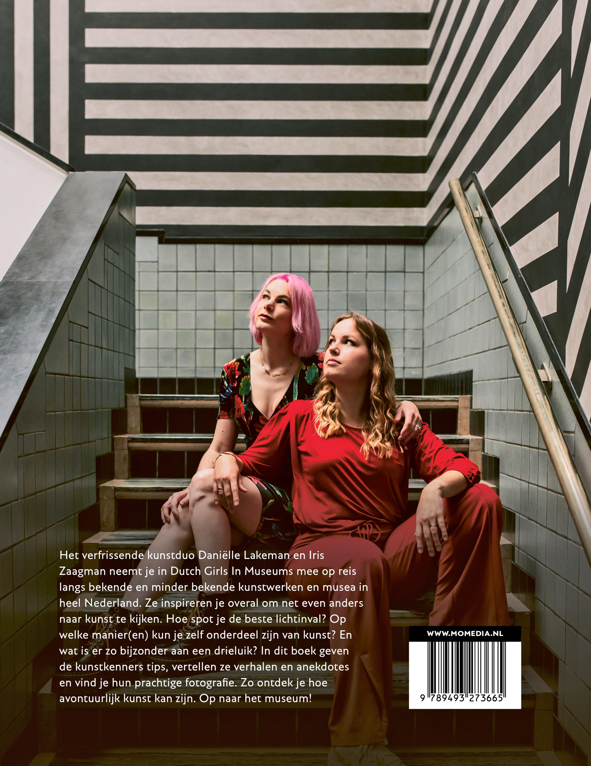 Dutch Girls In Museums - Afbeelding 2
